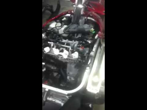 how to change oil in yamaha vector