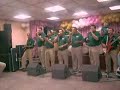 elvis cano en la guitarra con el bod en gaitas