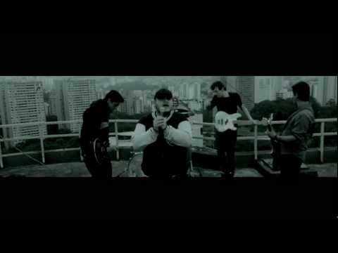 raised - Assista o clipe