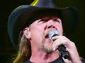 Trace Adkins performing Ladies Love Country Boys Trace Adkins performing Ladies Love Country Boys