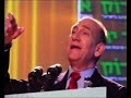 עמותת אור ירוק קוראת לראש הממשלה ושרים לעצור את הקיצוץ המוצע בתקציב הרשות הלאומית לבטיחות בדרכים. הצעת התקציב לשנת 2009 הונחה על שולחן הממשלה בימים אלו על-ידי האוצר. ההצעה קובעת בין היתר קיצוץ נרחב בתקציב הרשות הלאומית לבטיחות בדרכים, בסך 200 מיליון ₪, למעלה משליש המתקציב המתוכנן בהתאם לתכנית שיינין. הקיצוץ המוצע מקומם, משום שבעוד מספר ההרוגים בכבישים נמצא השנה, לצערנו, במגמת עליה - הרי שהתקציב, האמור לממן את המאבק בתאונות, הגובות כ-450 קורבנות מדי שנה - הולך ומצטמצם. יישום תוכנית שיינין יכול להציל עד כ-200 אנשים ממוות, ואלפי אנשים מפציעה. הקיצוץ פירושו הפקרת נפשות והמשך המחדל בדרך הטיפול במאבק בתאונות הדרכים והוא עשוי להיות גם מכה אנושה לעתידה של הרשות.