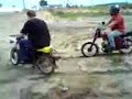 \"Pup aufm Balken\", oder \"die schr�ge Lache\"