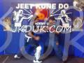 JEET KUNE DO (INTERCEPTING OF THE FIST)