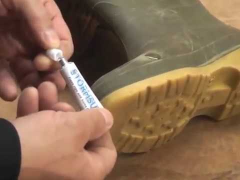 how to patch rubber boots