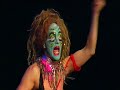 taylor-macthe-komedia.html