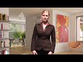 A new way of promoting online real estate sales. This video was done by fundament.nl the leading dutch real estate advertising agency. In this video the agent leads you through the property and asks you to please sign up.