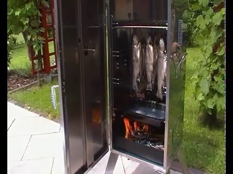 Forellen räuchern, mit einem Landmann Räucherofen.