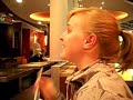 3 Uhr Nachts im McDonalds 3 Uhr Nachts im McDonalds