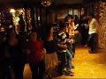 pub l'irlandais � nancy. comme tous les jeudis soirs, le groupe carnyx joue pour le c�l�bre fest noz de l'irlandais. en route pour un kost ar c'hoad.