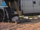 قالت متحدثة باسم الجيش الاسرائيلي ان 5 صواريخ اطلقا من قطاع غزة سقطا داخل اسرائيل يوم الجمعة لكنهما لم يحدثا خسائر بشرية او مادية. ولم يصدر تعقيب فوري من جماعات النشطاء الفلسطينية التي اطلقت صواريخ في وقت سابق من هذا الاسبوع بعد ان قتلت قوات اسرائيلية ستة نشطاء اثناء توغل في غزة يوم الثلاثاء في أول اشتباك مع مقاتلي حركة حماس الاسلامية منذ سريان التهدئة بوساطة مصرية في حزيران الماضي.