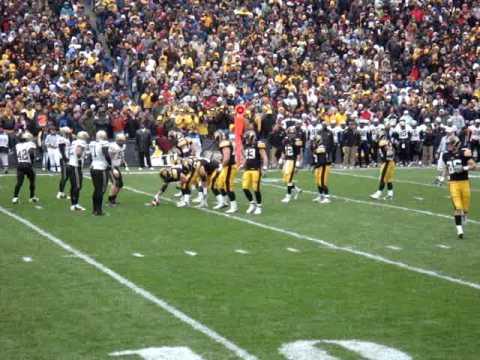 Shonn Greene - Just another amazing, Heisman-like rush for Shonne Greene.