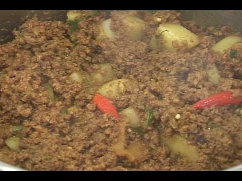 QEEMA AALOO Bajias Cooking