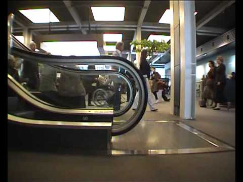 See video Art Basel: Design - fine art - Fotografie - Kunstmesse See video Art Basel: Design - fine art - Fotografie - Kunstmesse