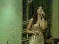 نانسي عجرم لمن رفضت تبوس الشاب في حفلة