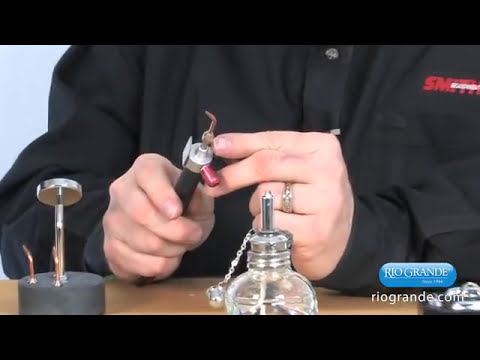 how to choose torches - Bruce Buhler Demonstrates Lighting the Smith Little Torch, Part 2 Acetylene. Use this economical system for acetylene, propane, hydrogen, natural gas or MAPP...