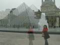 videos de Eiffel Tower & Musee de Louvre