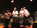 מחרוזת ניגונים חסידיים מבית מודז'יץ נוגן בערב ג'ז בבארבי כפ