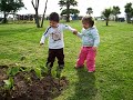 Kika y Gabriel de la manito Kika y Gabriel de la manito