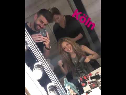 ¡VIRAL! Piqué sorprendió a Shakira justo antes de subir al escenario (VÍDEO)