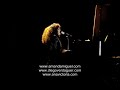 Amanda Miguel canta Canciòn de cuna al revès a Ana Victoria Amanda Miguel canta Canciòn de cuna al revès a Ana Victoria