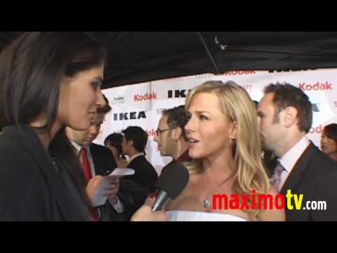Julie Benz