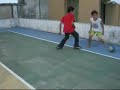 victor jogando na quadra