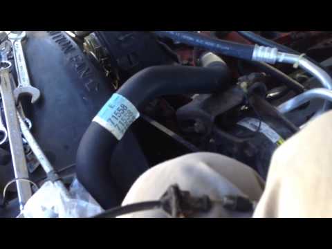 how to remove throttle cable from carburetor