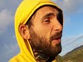 Un activista del Colectivo de Ricos Precarios (las juventudes de la Asociación de Familias Pudientes) nos habla sobre las penurias que vive por la situación de desamparo ante la que se encuentran tantos ricos hoy en día.