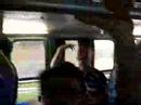 gurizada no onibus...metendu um cantoriu...e u vinhu sempre presente neh....bebendo vinhu..e o mundial eh o mew caminhooooo!!!