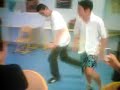 ba voil� mon pot3 jesse et mwa o college just avant les vac's en plein cours de musike lol tro d�lir...