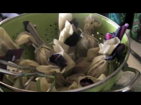 how to dye eggs with a tie