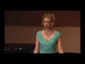 holly williams singing a medley of three songs: 
