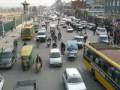 c'est quoi ce trafic! c'est katmandou!!! vive la campagne au nepal et ses beaux camions (et vaches sacrees ;))