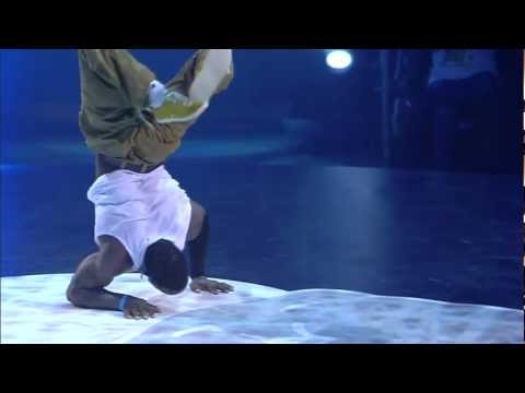 Junior - Check out more: http://goo.gl/3wuiR Junior and Kid David face-off in the third quarter-final round of the 2012 Red Bull BC One in Rio de Janeiro, Brazil. ___...