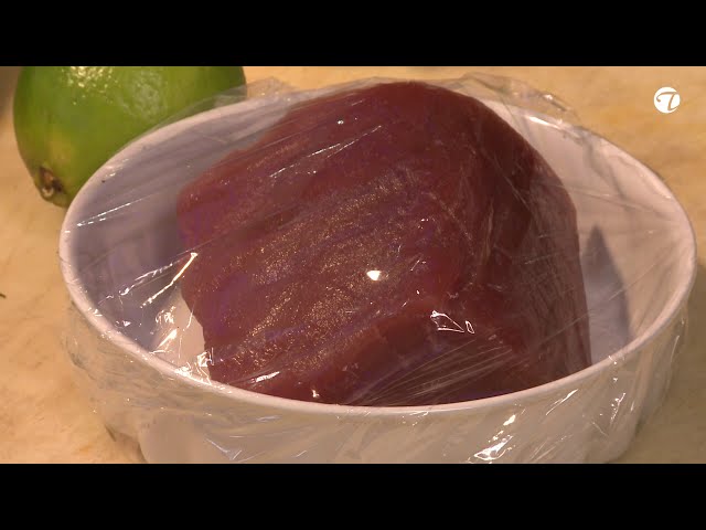 Gebratenes Thunfischsteak, Süßkartoffel, Wasabigurkensalat | Low Carb