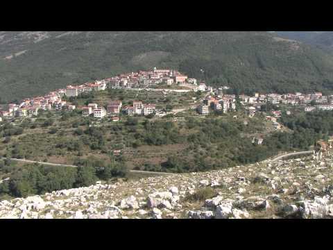 scorci - Alcuni scorci di un paesino nel Cilento che ha dato i natali ai miei genitori e che ha tanta storia da raccontare.