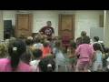 videos de Andy Z performs Shake A Friend's Hand (2006)