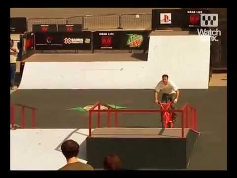 BMX BIKES TRICKS STUNTS CRASHES