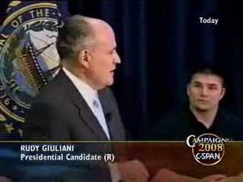 0 Rudy Giuliani Watch: National Review   Rudy Gets an A on Health Care