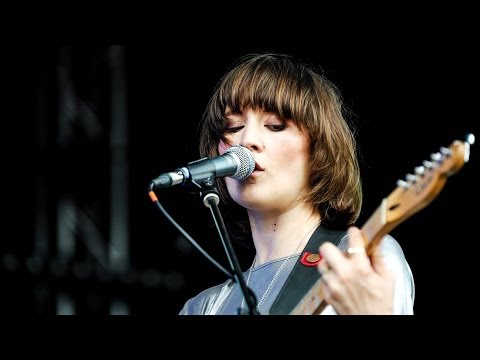 Cate Le Bon - Sisters at Glastonbury 2014