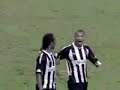 Jugador de Botafogo sacó tarjeta amarilla al árbitro chileno