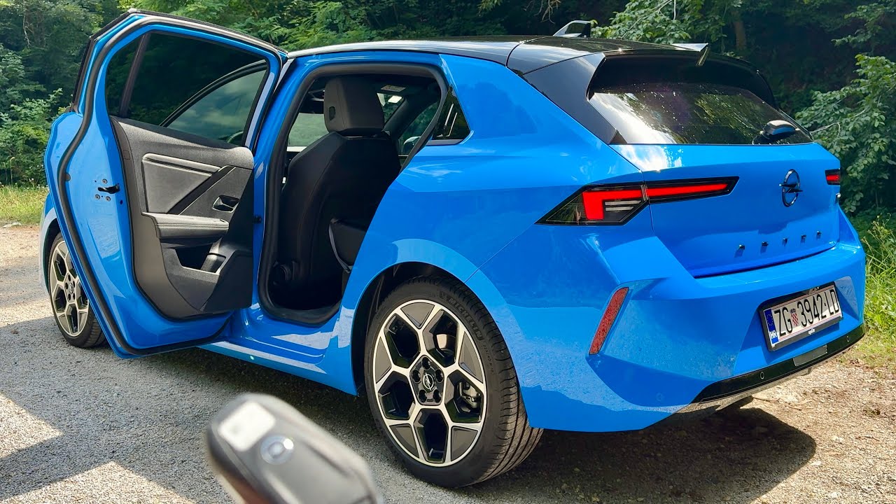 OPEL ASTRA FACELIFT Hybrid 145 (2026) - PRACTICALITY test, TRUNK SPACE, AC controls BUTTONS & TOUCH