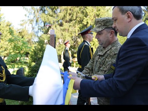 Генерал армії України Степан Полторак взяв участь у відкритті пам’ятника «Загиблим героям АТО» у Рівному