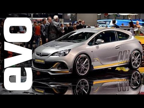 Shows - We take a look at the updated Astra VXR at Geneva 2014. For the full story, click here: http://bit.ly/1hPIJCY For more Geneva show news, click here: http://b...