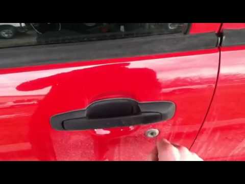 how to pick a car door lock