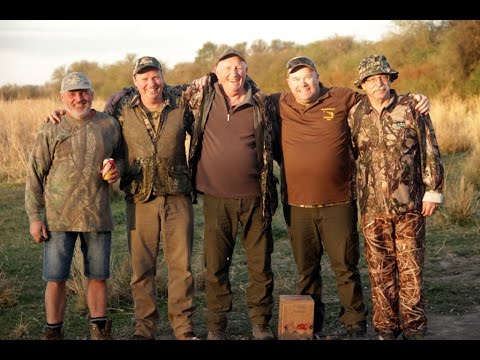 Howden group dove hunting in Argentina | Hunters from Australia