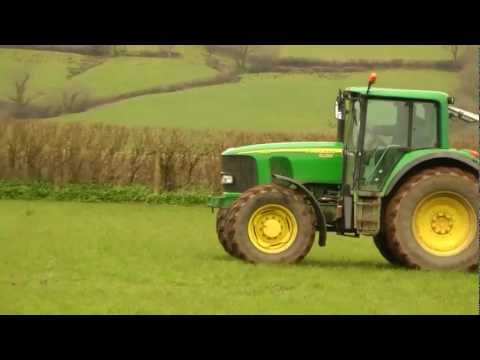 Busy Farm - Tractors Everywhere!