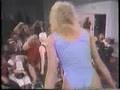 GLOW - Ninotchka vs Debbie Debutante