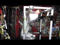 Michael Gundill performs super-slow narrow grip chins