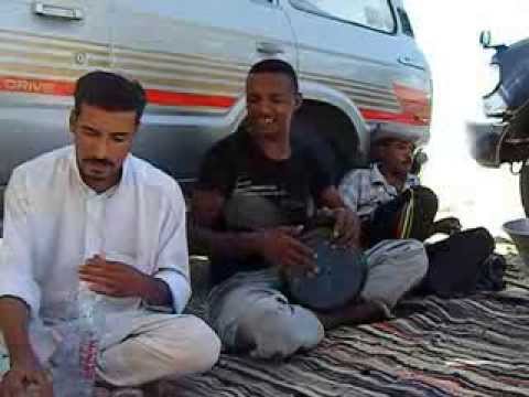 Music Bedouin in the desert of Egypt. - YouTube
